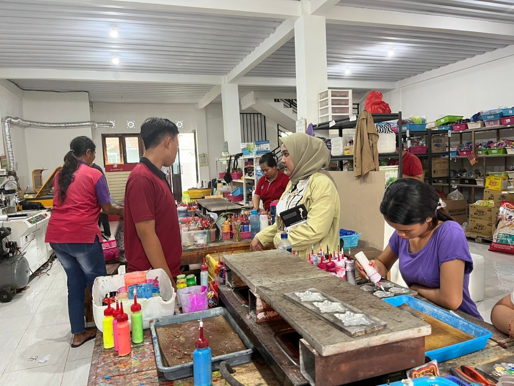 Bisnis Online Shop 